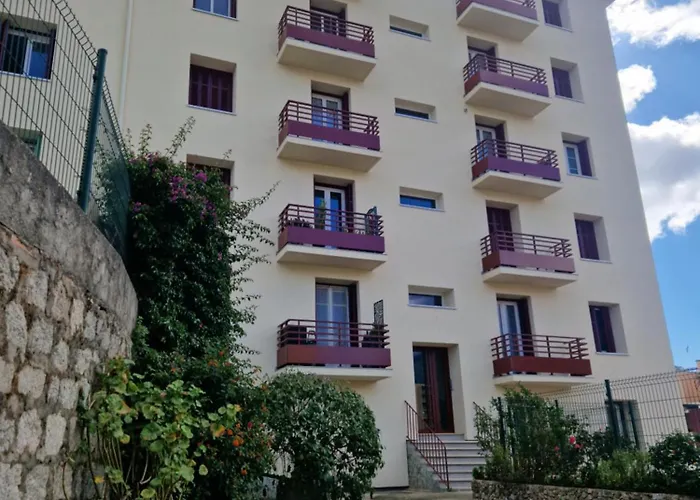 Appartement Ajaccio Climatise 4 Personnes Parking Gratuit